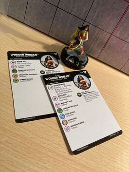 DC Heroclix Wonder Woman 80th Anniversary Box - 101a / 101b Wonder Woman