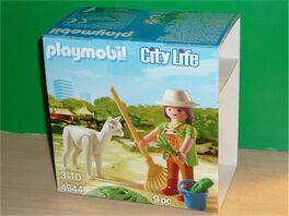 Playmobil 4944 Huevo de Pascua - Criadora con llama Playmobil 4944 Huevo de Pascua - Criadora con llama